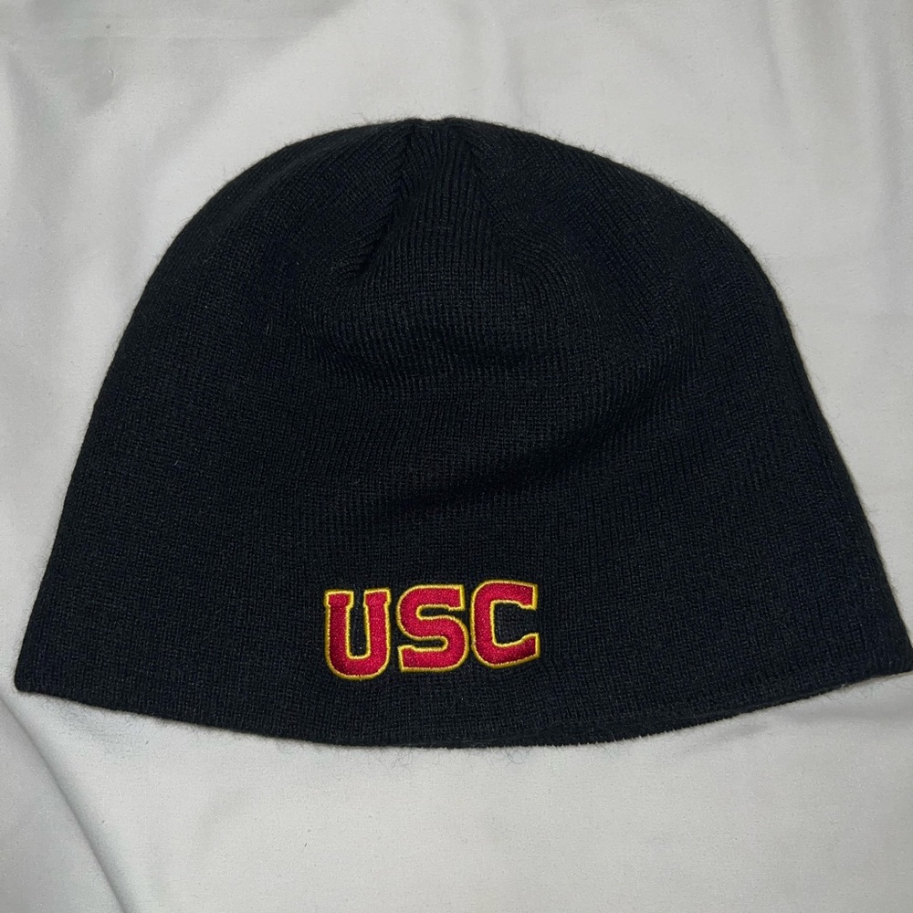USC Trojans black and red beanie #USC #Trojans
